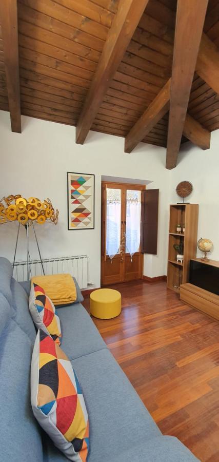 Appartamento Cal Tranquil Camprodon, Acollidor Atic Al Centre Esterno foto