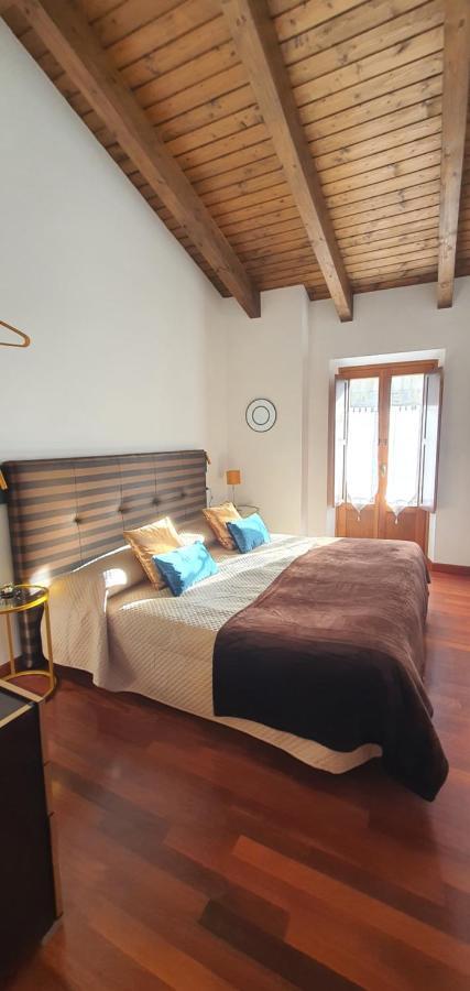 Appartamento Cal Tranquil Camprodon, Acollidor Atic Al Centre Esterno foto